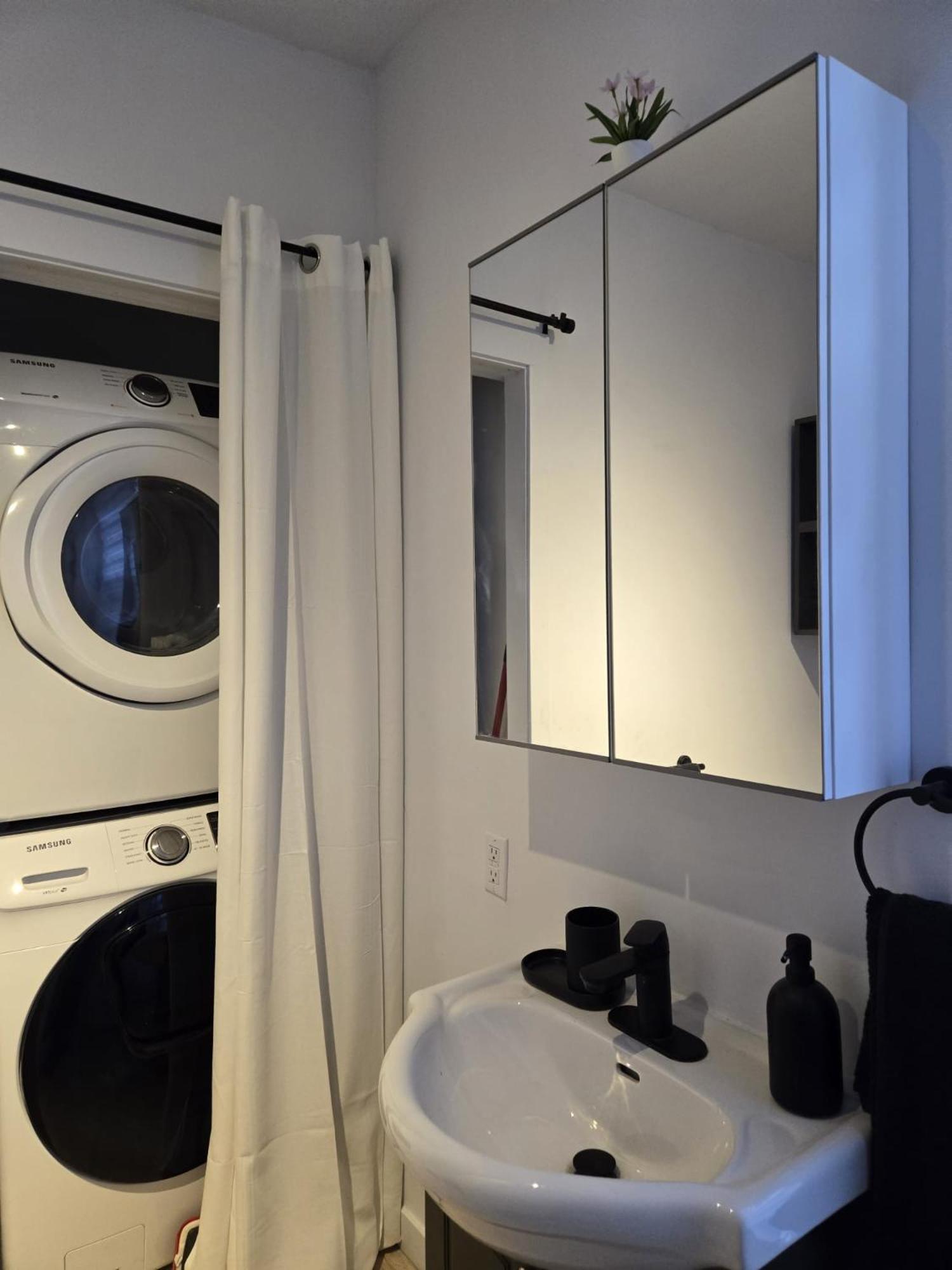 Charming Apartment Montreal